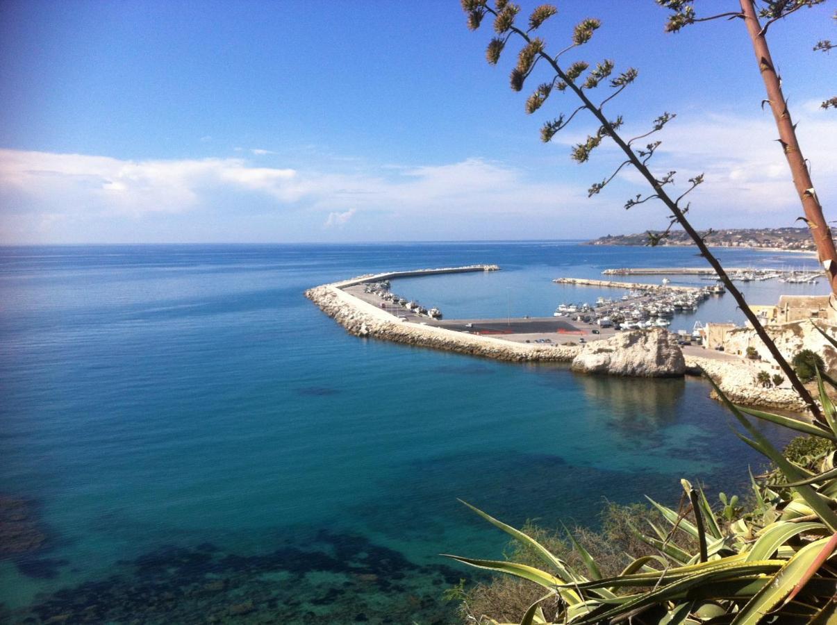 Casa Vacanze Surriano ชากกา ภายนอก รูปภาพ